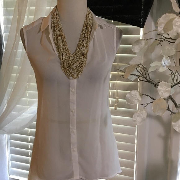 H&M Sleeveless Button Down Top - Picture 1 of 4